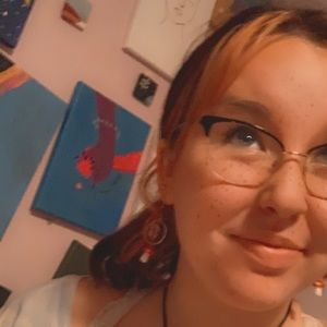 Meet your Posher, Ella